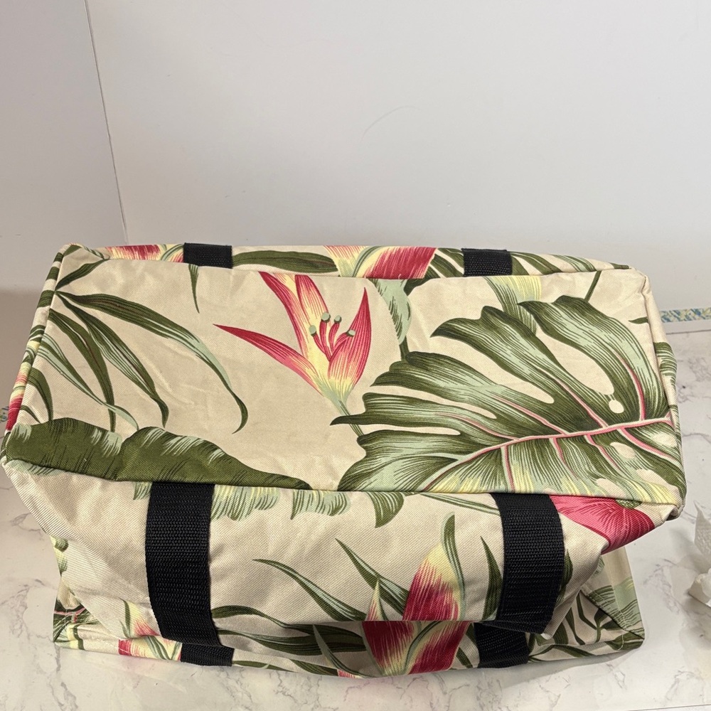 Hawaii Kauhale Living Floral Canvas Tote Bag - Picture 6 of 6
